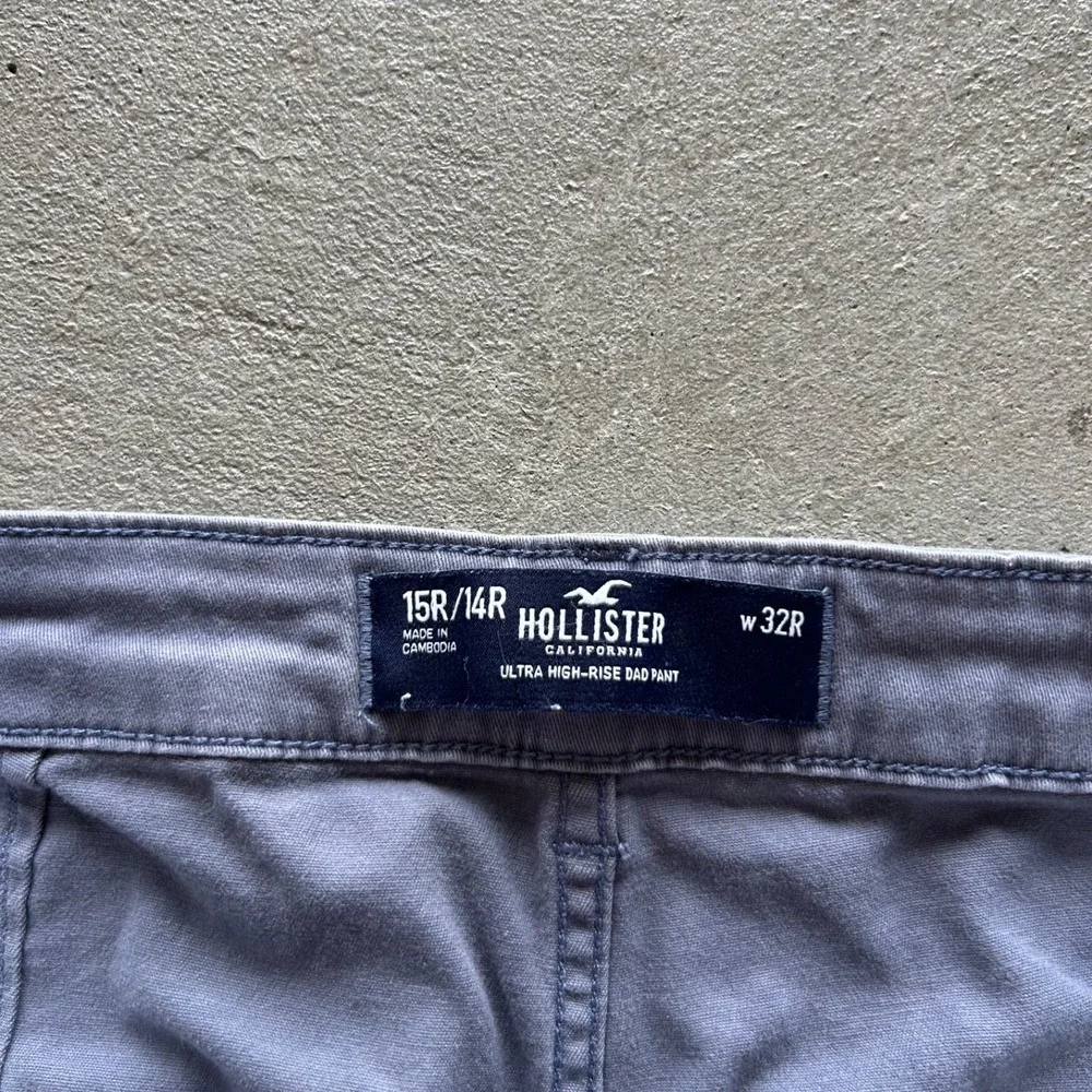 Hollister Ultra High Rise Dad Cargo Pants Womens Size 15R/14R W32 Gray Stretch